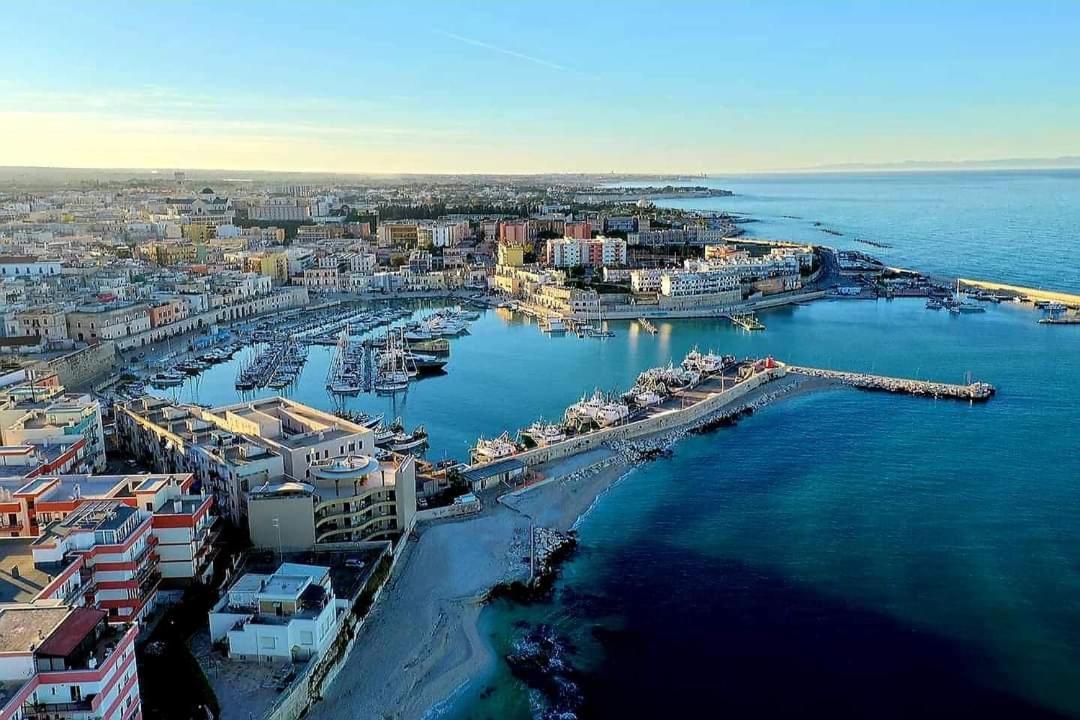 B&B La Baia Sea Rooms Bisceglie Exteriör bild