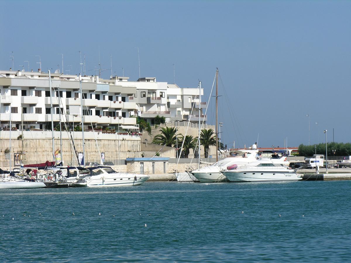B&B La Baia Sea Rooms Bisceglie Exteriör bild