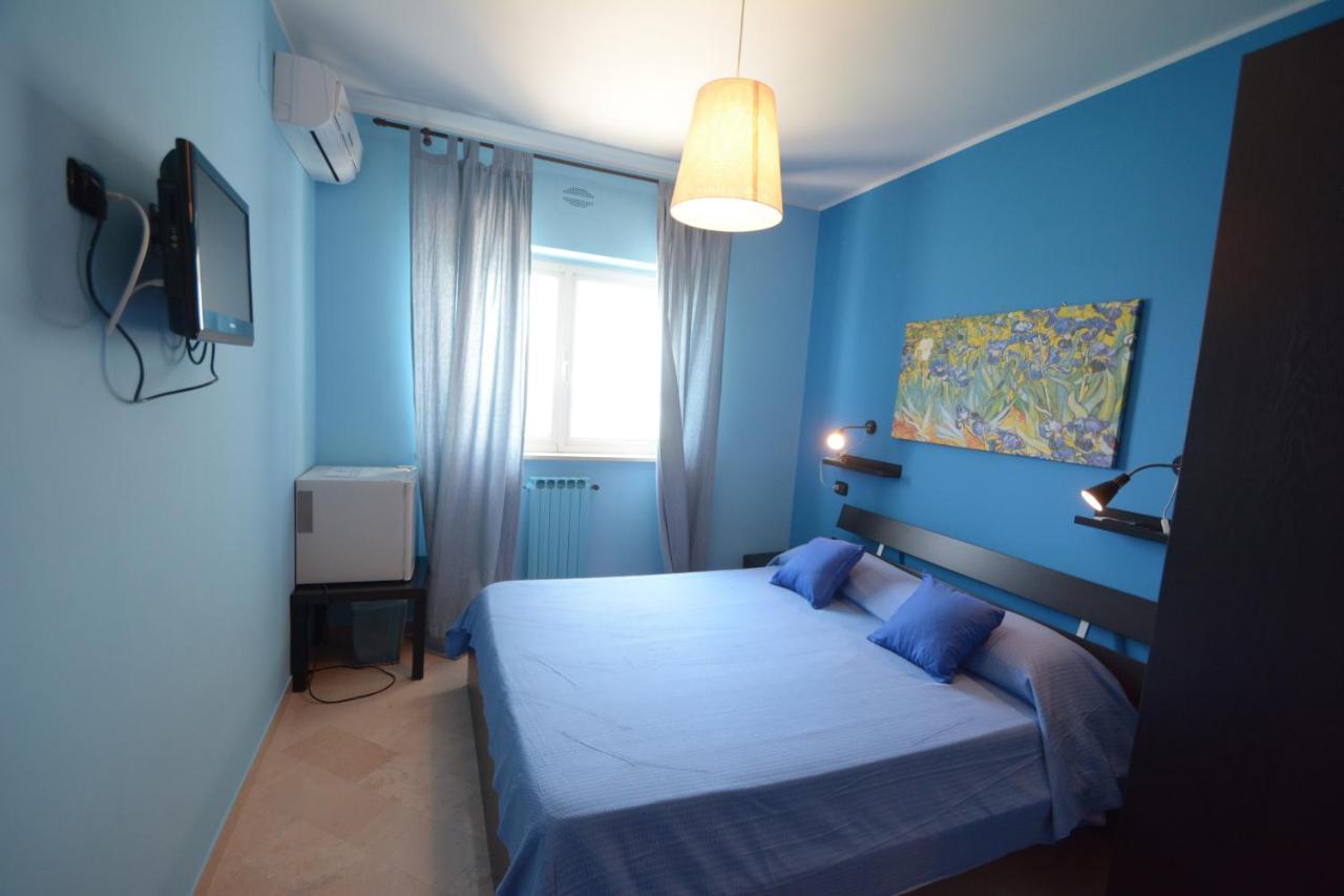 B&B La Baia Sea Rooms Bisceglie Exteriör bild