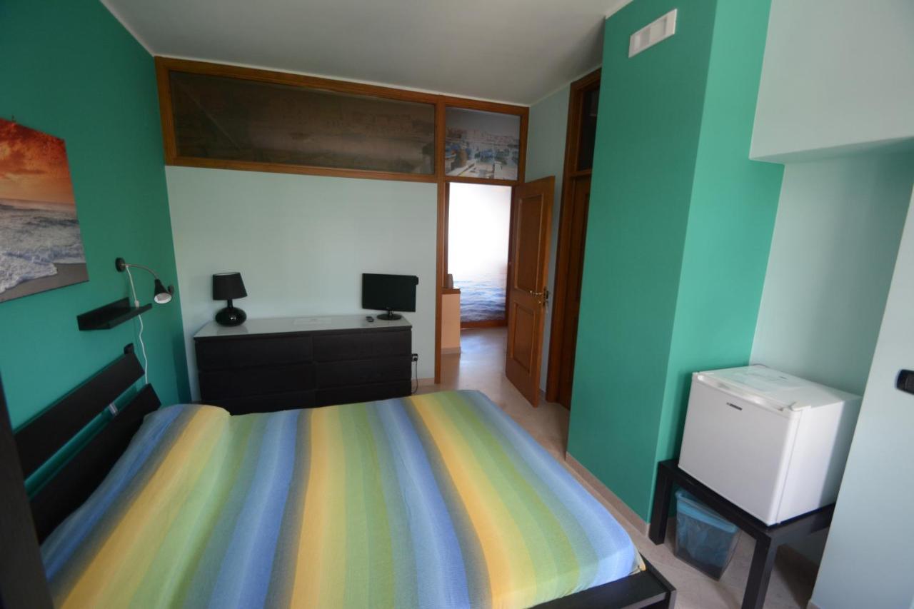 B&B La Baia Sea Rooms Bisceglie Exteriör bild