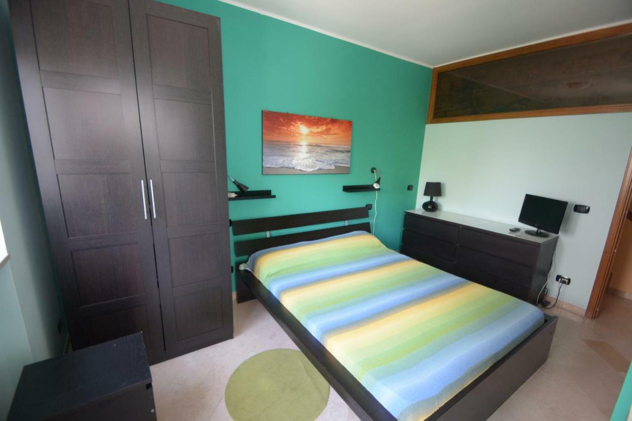B&B La Baia Sea Rooms Bisceglie Exteriör bild